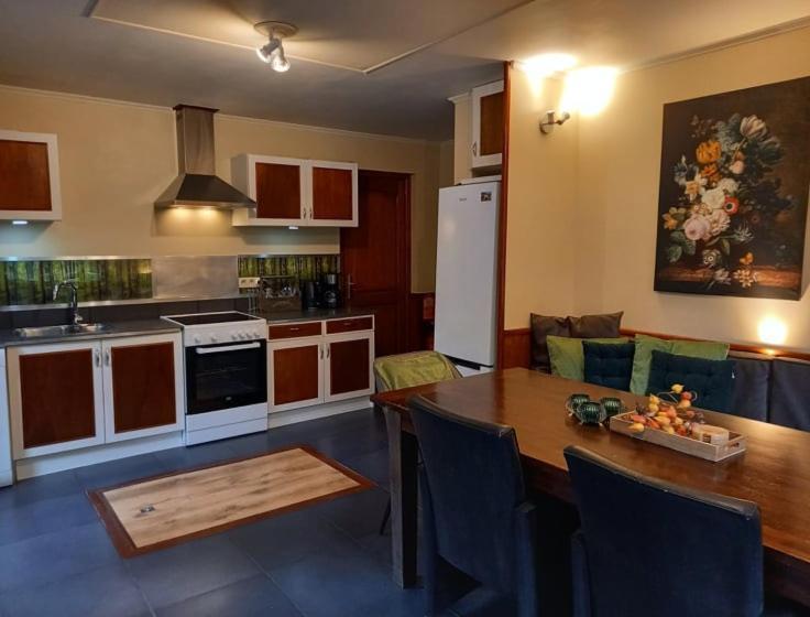 Holiday Home"Monsieur Nips" Érezée Eksteriør bilde