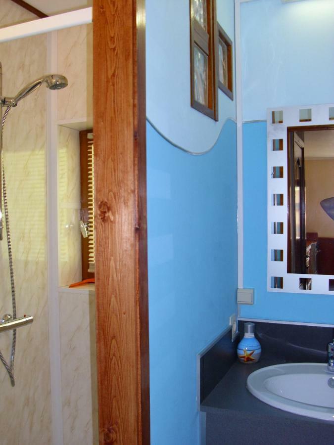 Holiday Home"Monsieur Nips" Érezée Eksteriør bilde
